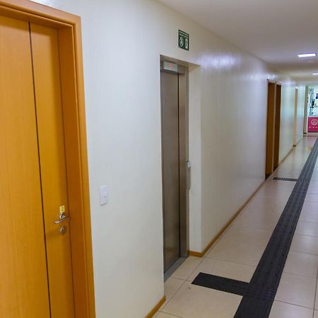 Velit Hotel Терезина Экстерьер фото